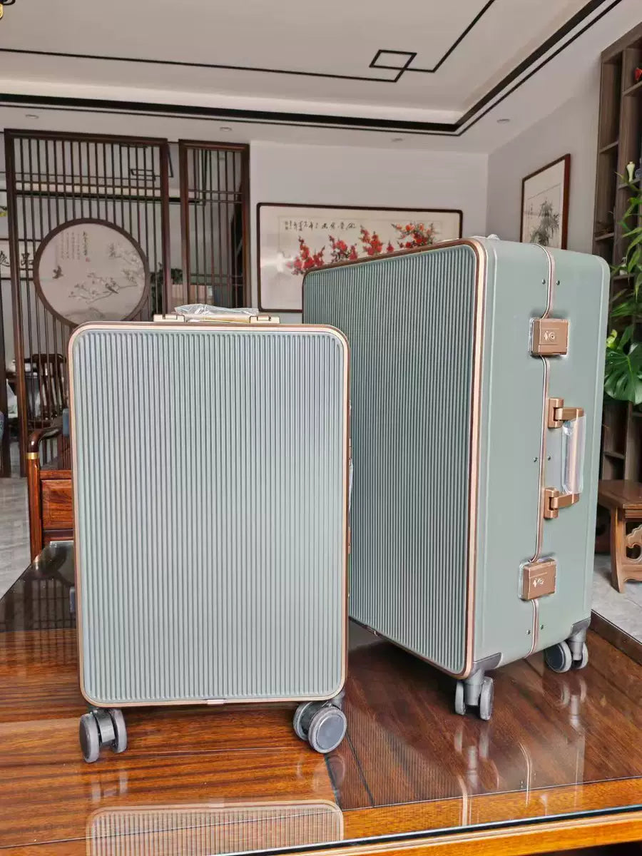2 piece luxury travel box set - 22, 26inches